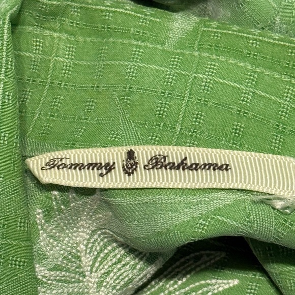 Tommy Bahama button up Hawaiian 100% silk shirt M - Picture 5 of 6